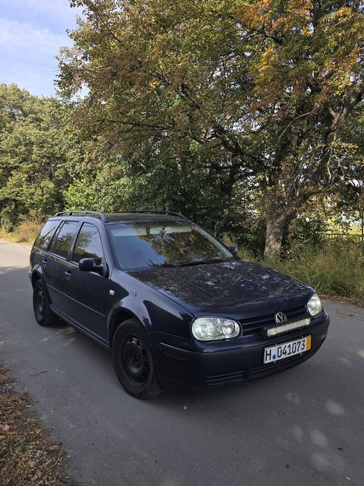 В продажі golf 4 в дуже чудовому стані .