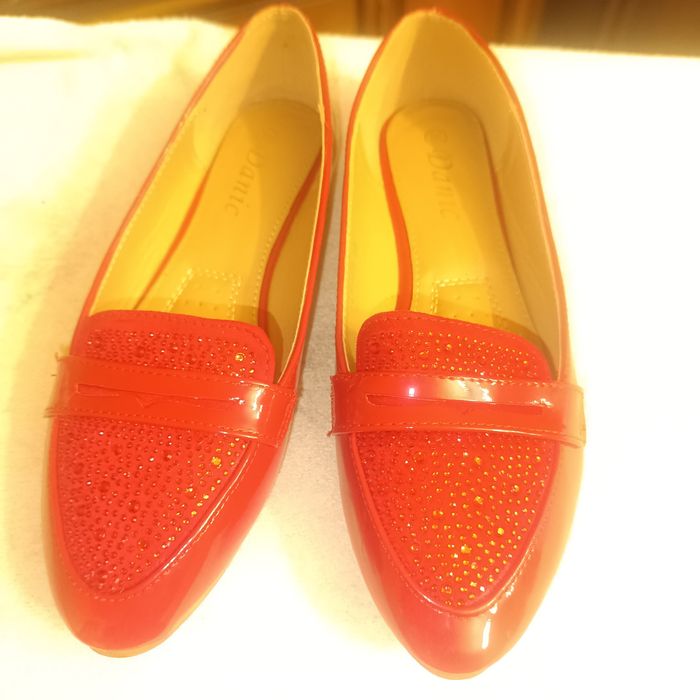 Buty balerinki czerwone używane