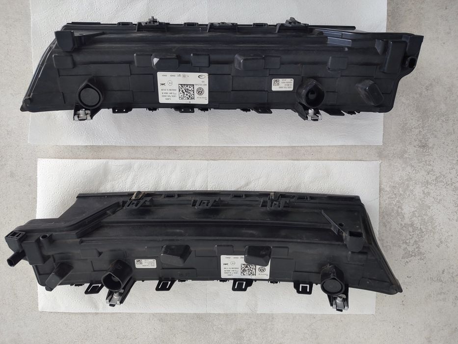 Lampa LED L P Przód VW T7 7T0 22r Oryginał