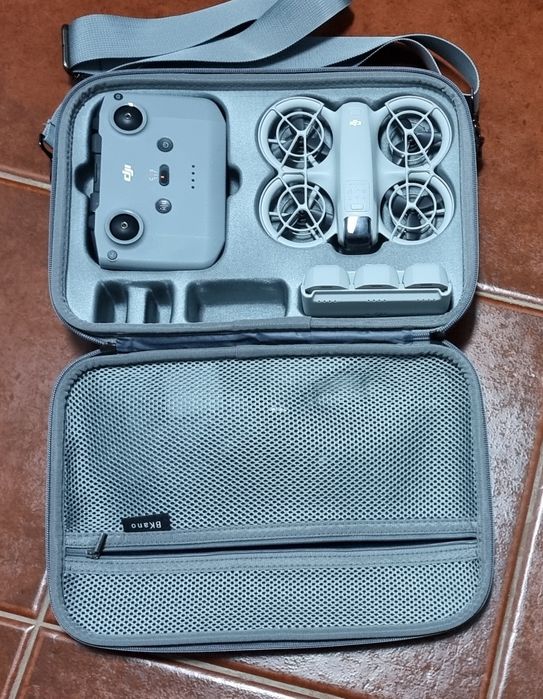 Drone DJI Neo, comando, 3 baterias e mala