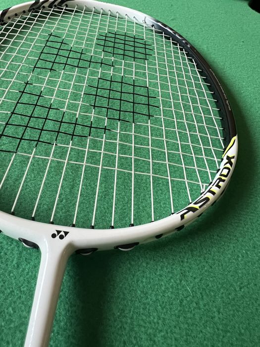yonex astrox - wszystko dla sportu | OLX Sport i Hobby