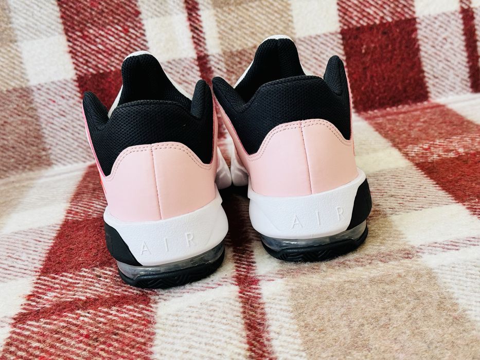 (Оригінал) дитячі кросівки Jordan Max Aura 3, розмір 35