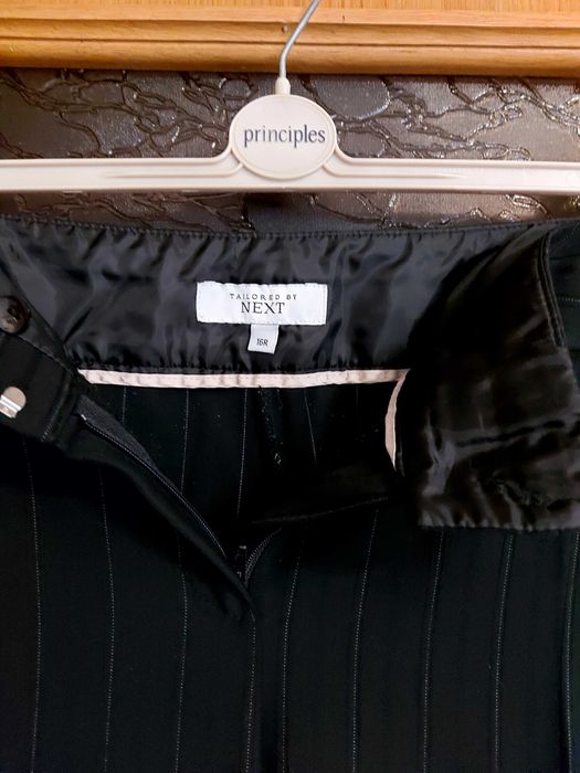 2 - костюми жіночі роз.48.і 46 нові