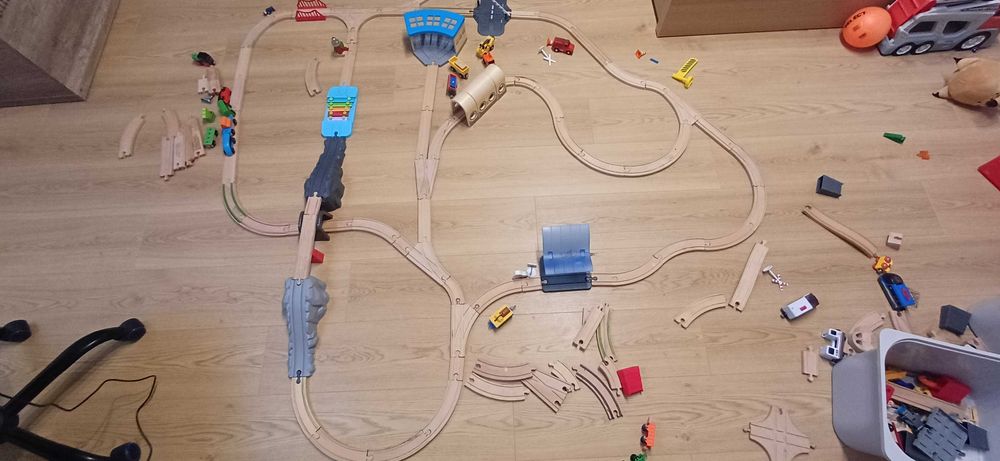 Kolejka drewniana dla dzieci Tory Pociagi Wagony Autka