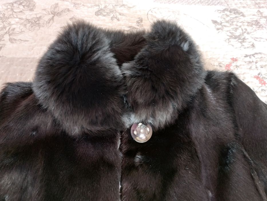 Шуба з козлика в ідеальному стані