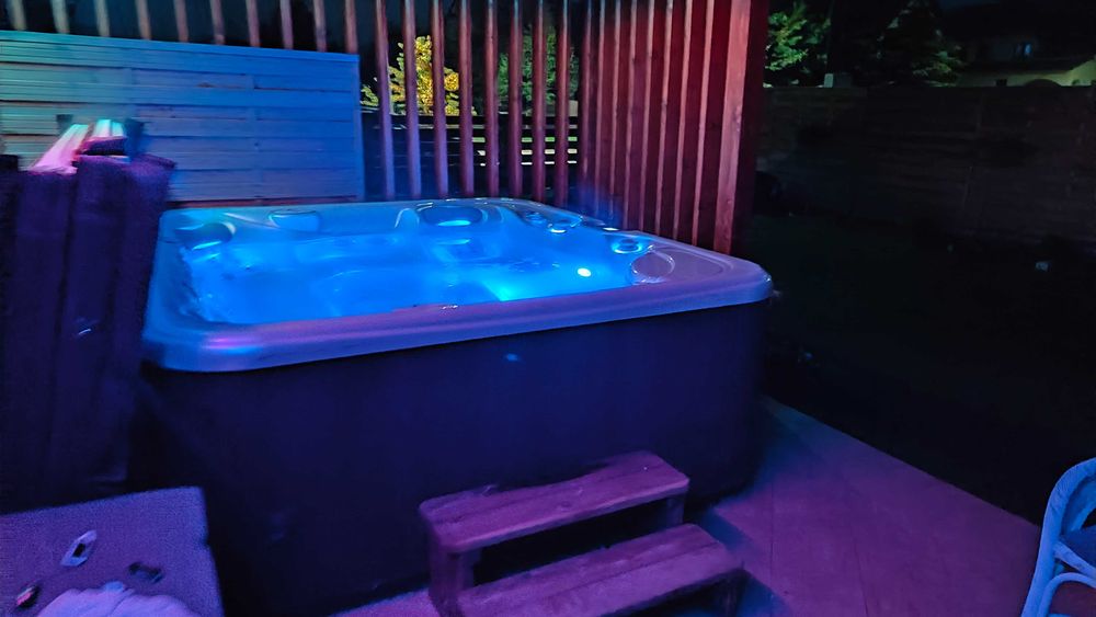 Jacuzzi ogrodowe , wanna spa , hydromasaż - Balboa , Gecko , Sundance