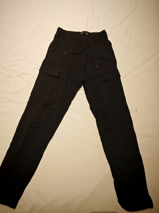 Várias roupas tudo por 5€ - tamanhos S, M e L homem