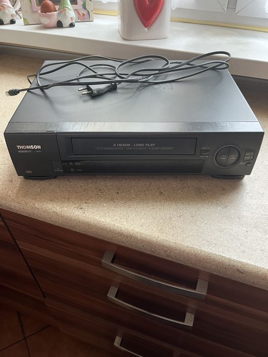 Magnetowid marki Thomson