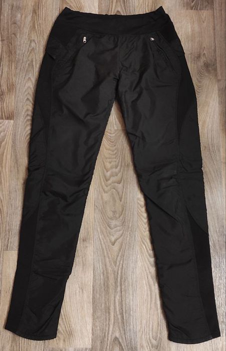 Спортивні штани на флісі S