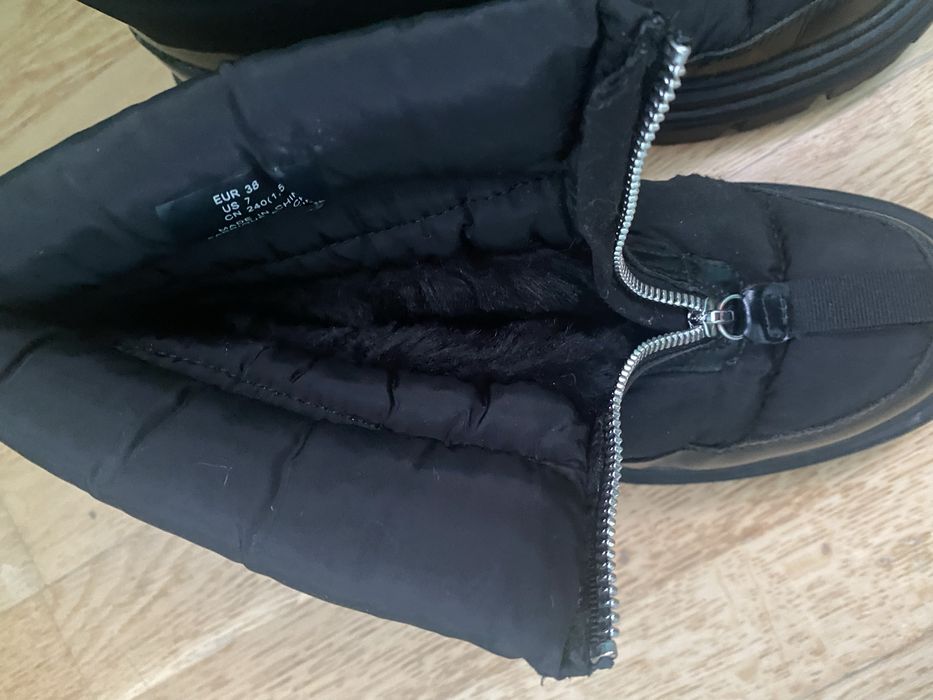 Взуття чоботи угі H&M