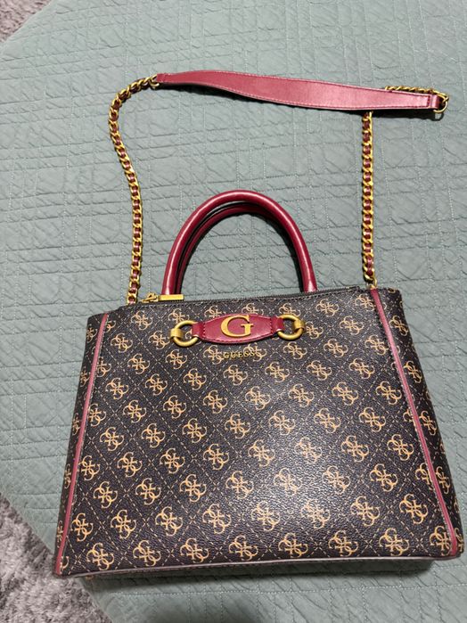 Mala Ombro Guess