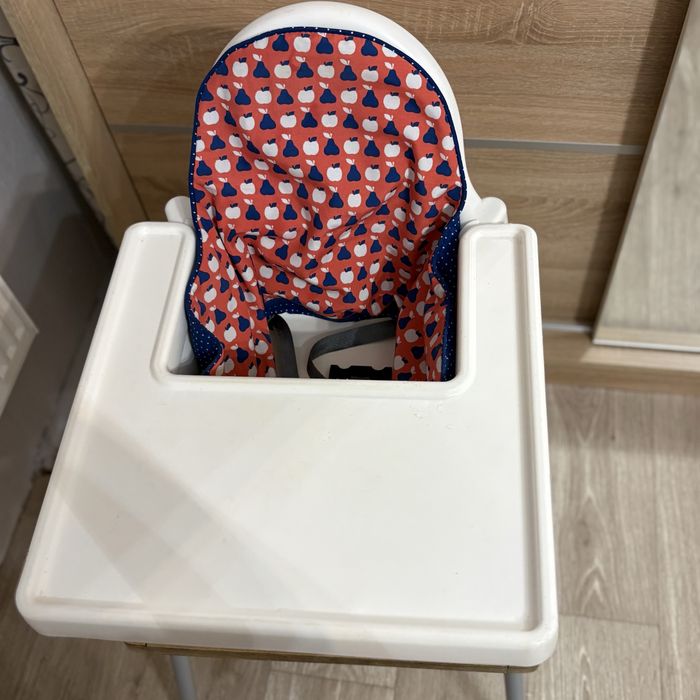 Krzesełko dziecięce