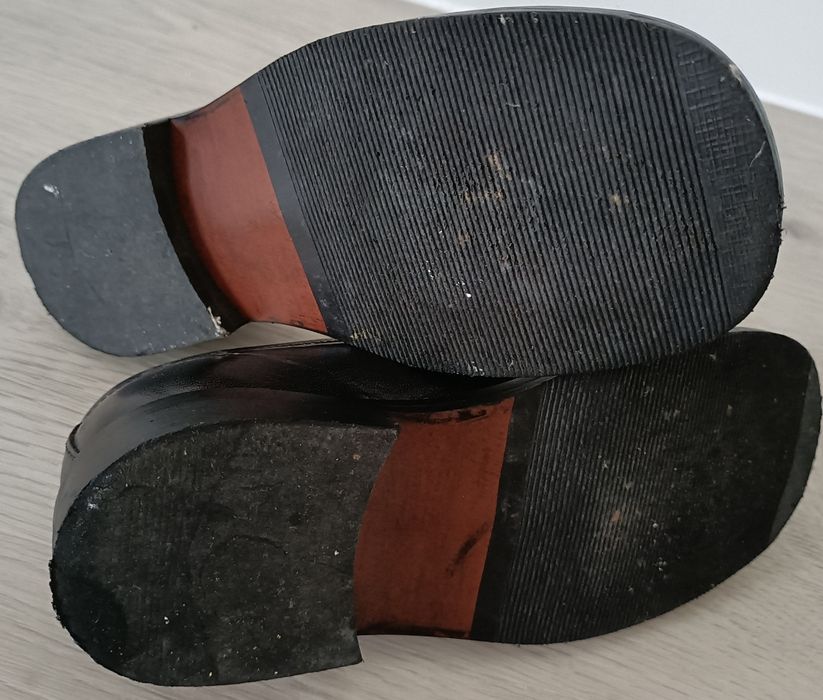 Sapatos em pele criança