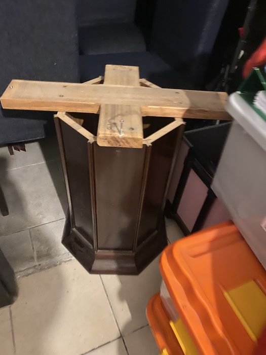 Hexagonal Table for Sale64285671193089122