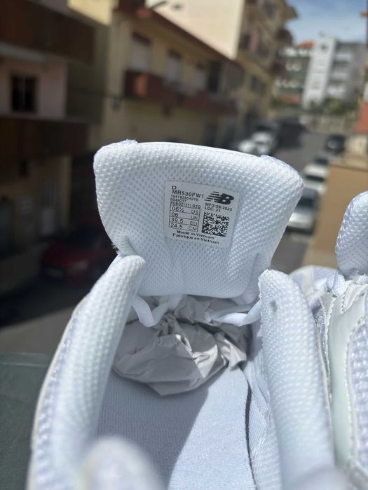 Sapatilhas New Balance 530 || tamanho 39