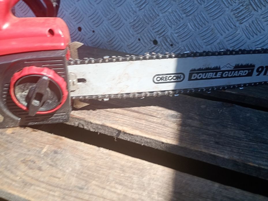 Piła łańcuchowa elektryczna Matrix/Einhell 2000 watt