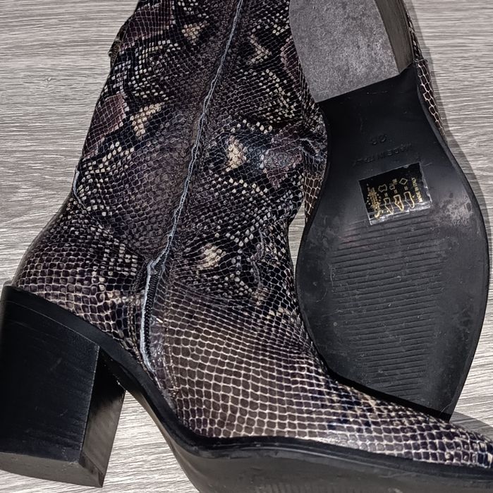 Шкіряні чоботи ковбойки