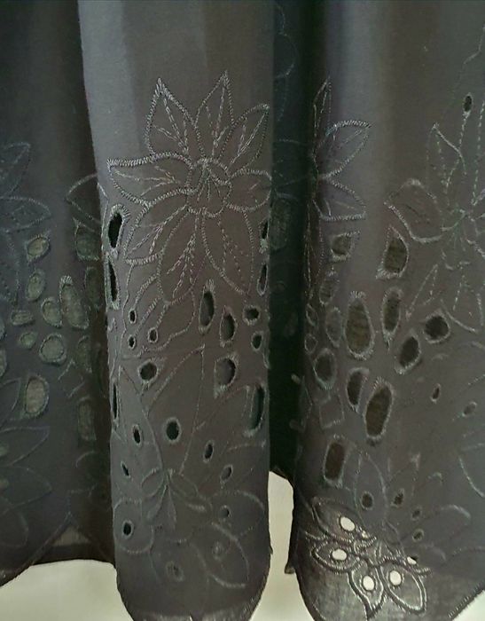 Sukienka plażowa Calzedonia s/m letnia czarna bawełna chwosty koraliki