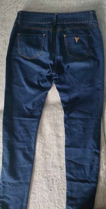 Jeansy damskie 40
