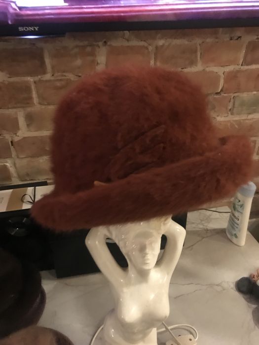 Kapelusik na wiosne z angory ,