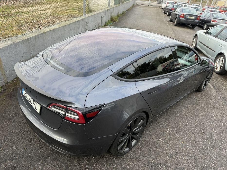 Tesla Model 3 Performance Dual AWD