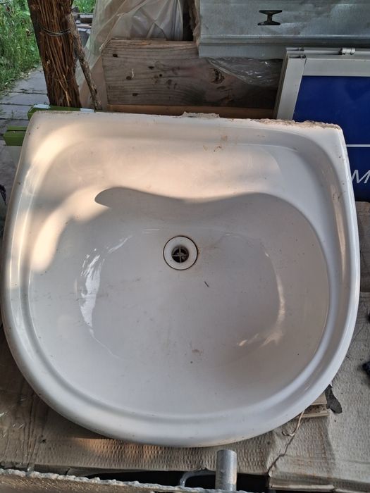 Рукомойник в хорошем состоянии