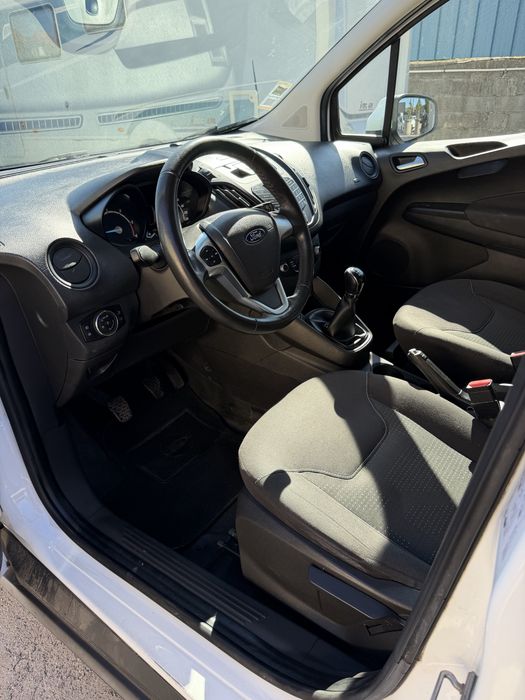 Ford transit courier 1.5tdci