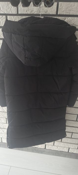 Продам курточку на дівчинку.