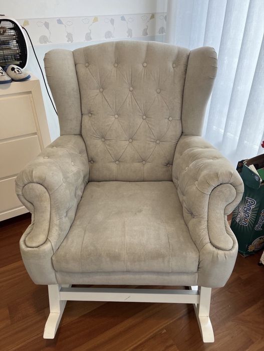 Cadeirão/poltrona amamentação de baloiço InterDesign