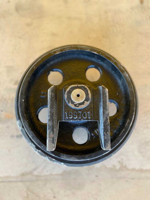 Натяжне колесо Лінивець на Bobcat, Doosan, Schaeff, 270-00011