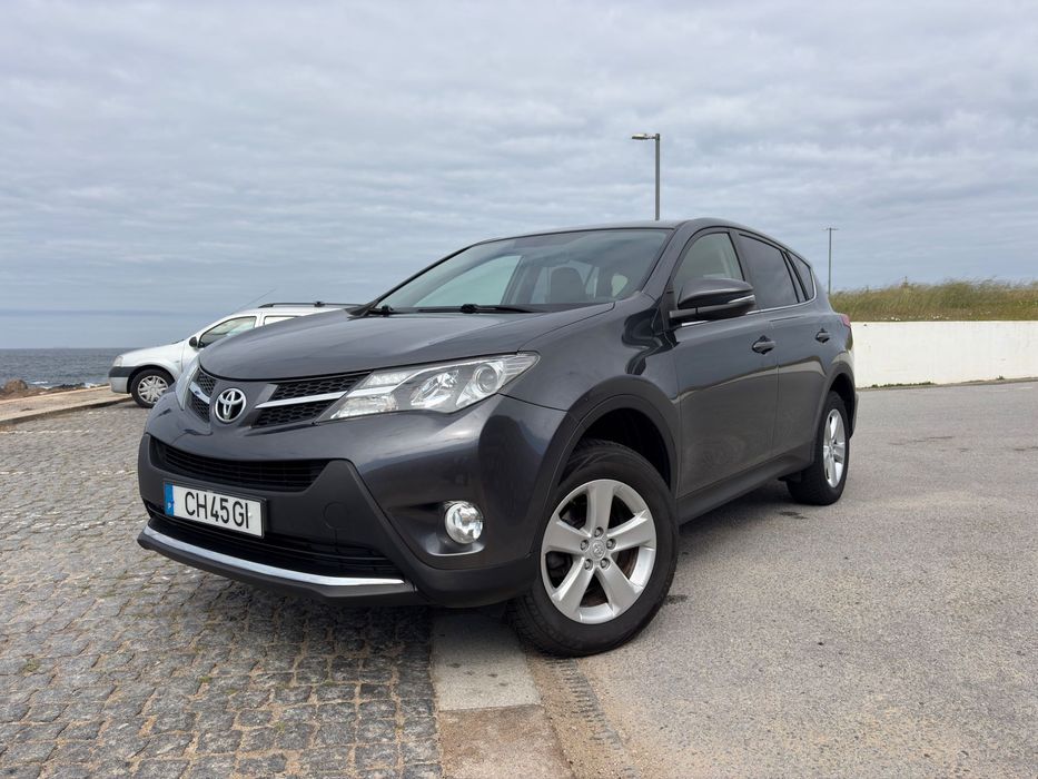 Toyota RAV4 2.2 D-4D 150cv 4x4 versão Lounge