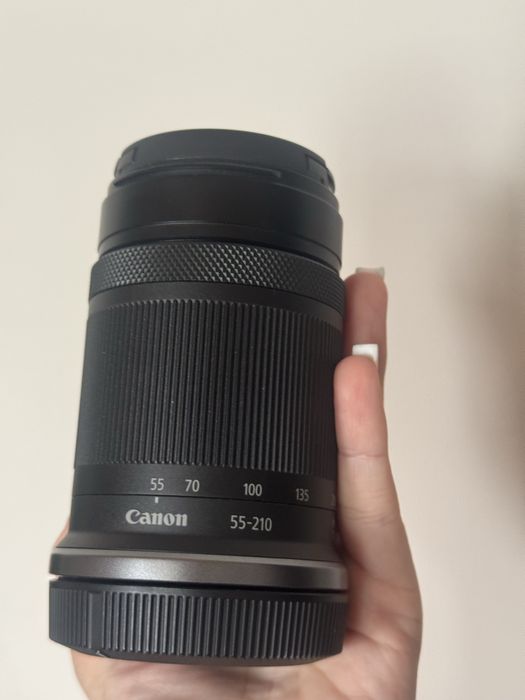 Об'єктив Canon RF-S 55-210mn