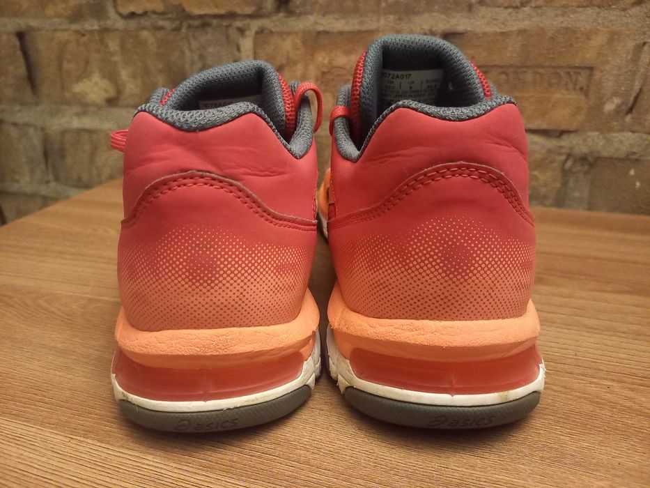 Кроссовки Asics Gel Netburner Academy 8 размер 39.