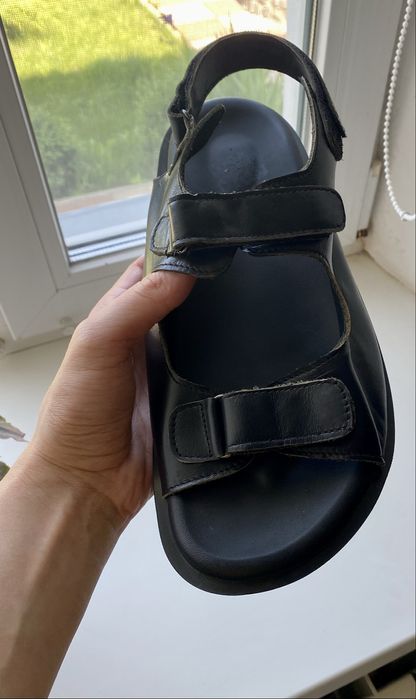 Босоніжки на липучках 40 розмір