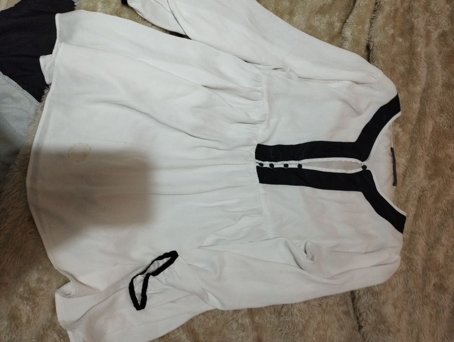 Túnica Zara branca acetinada