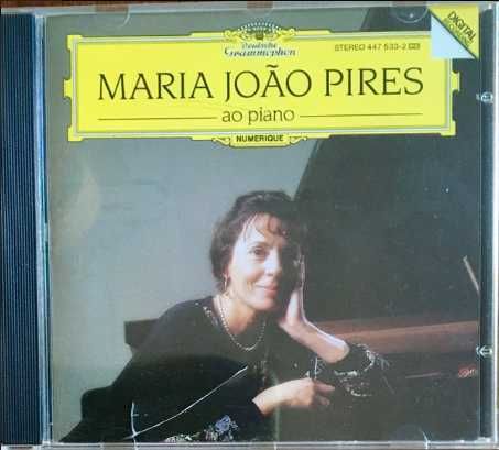 Vários CDs de pianista Maria João Pires