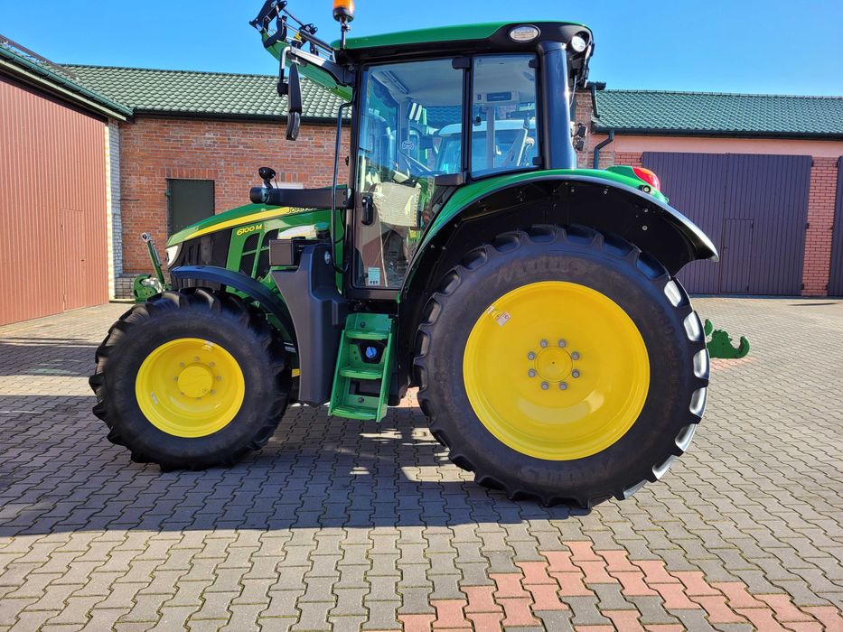 John Deere 6100M 125 KM SKÓRY LEDY ECOSHIFT ostatni bez DPFU FENDT 312