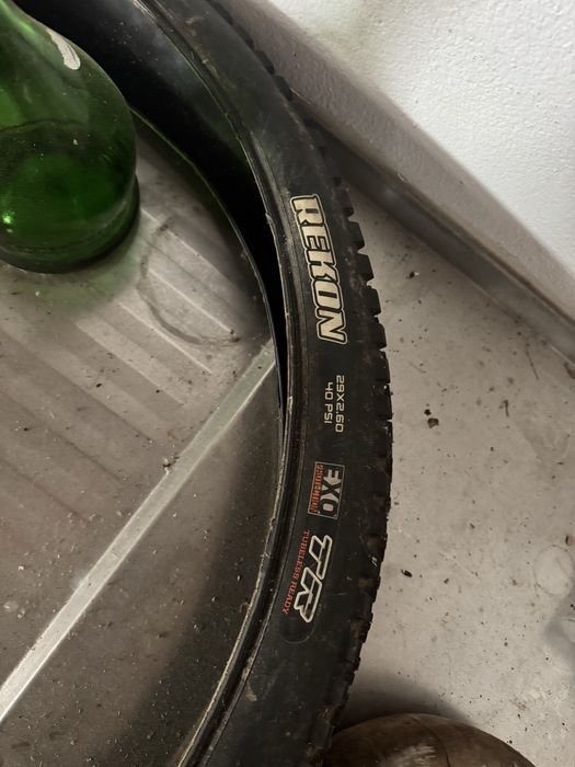 Penus 29 maxxis rekon 2.60