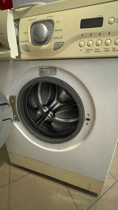 Pralka LG 5 kg sprawna, slim