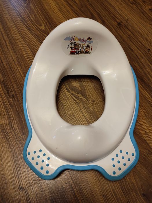 Дитяча накладка на унітаз