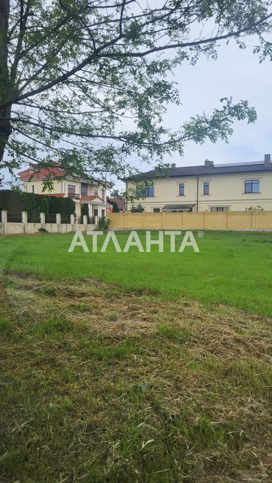 Участок 7.5 соток в Совиньоне 1 с коммуникациями