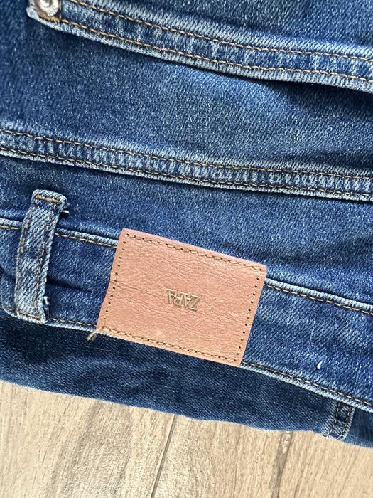 Джинси кльошні, zara