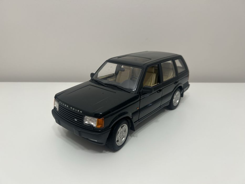 Range Rover 4.6 HSE 1:18 AutoArt