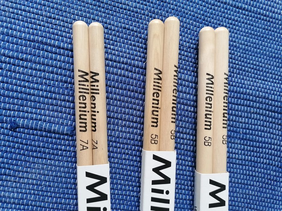 2 pares de Baquetas Millenium 5B NOVAS