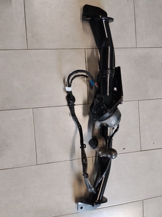 Oryginalny elektryczny Hak holowniczy Mercedes E-klasa 213
