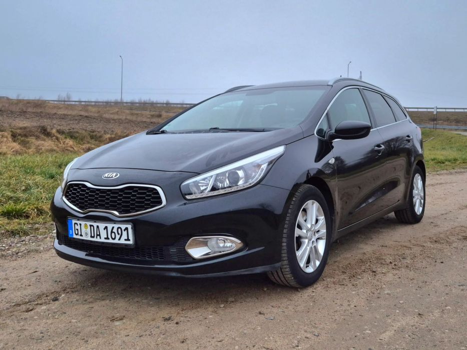 Kia Ceed 1,6 benzyna Climatronic stan BDB, Czytaj opis  !!!