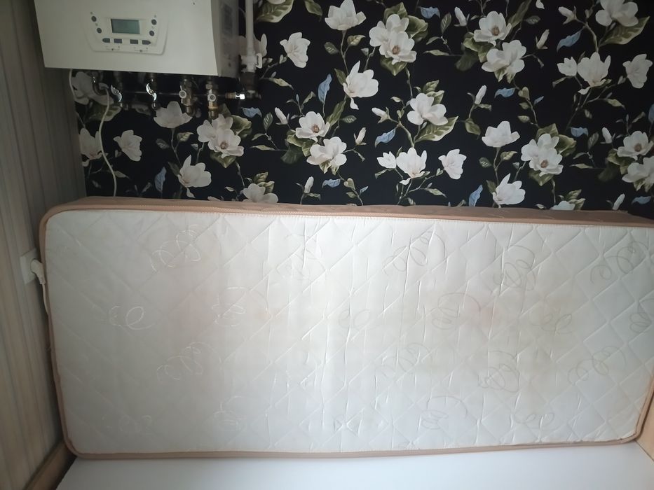 Два матраци б/у  ціна вказана за два.