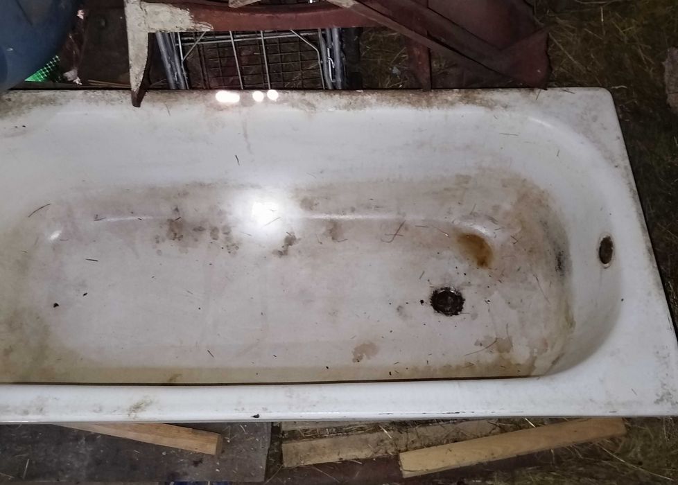 Ванна чугунна під реставрацію