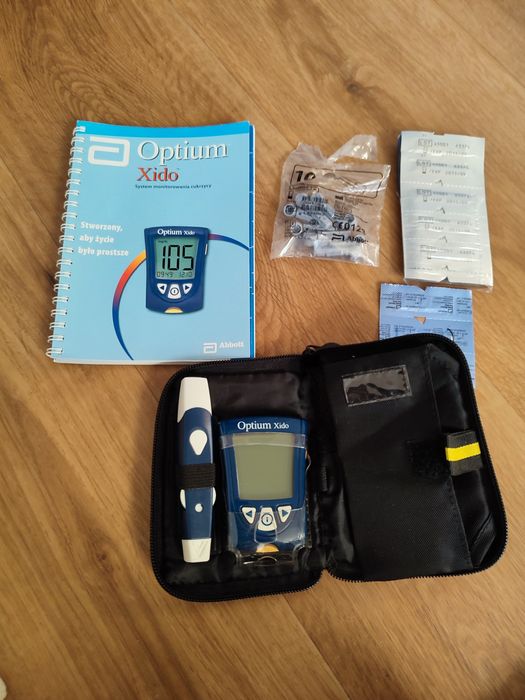 Glukometr firmy Abbott Optimum Xido
