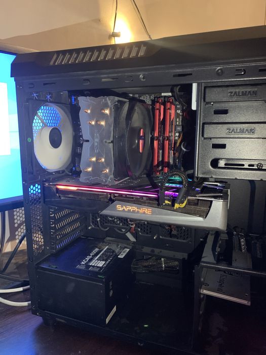 Игровой пк i7 6700 5700xt с монитором